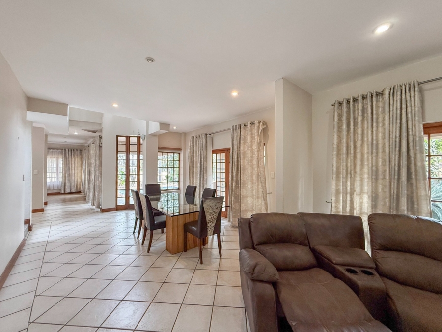 3 Bedroom Property for Sale in WestLake Country Safari Estate North West